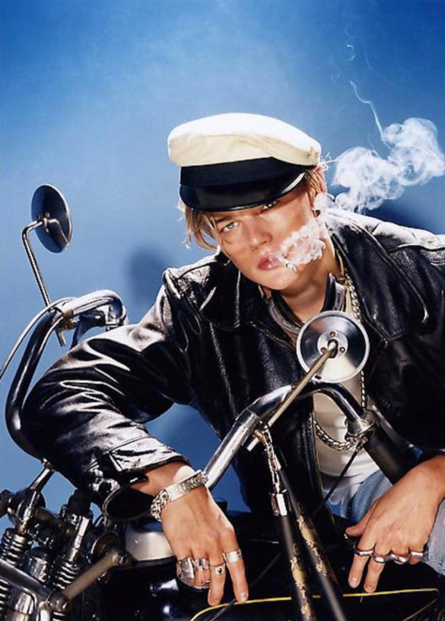 Before Global Fame Hit: David Lachapelle’s Bizarre 1995 Photos Of A Young Leonardo Dicaprio