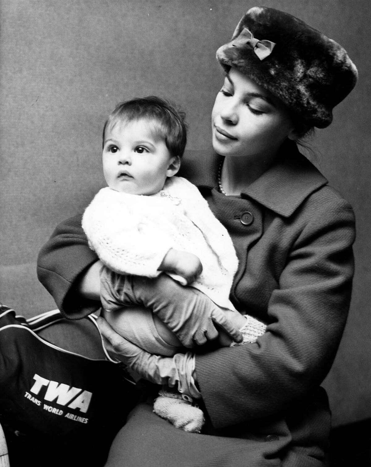 Leslie Caron In London, 1960.