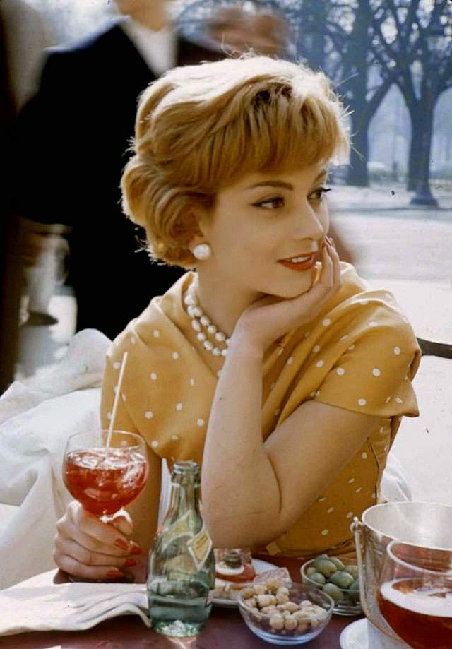 Marie-Hélène Arnaud: The Paris Fashion Model Who Stepped Into 1950S French Cinema