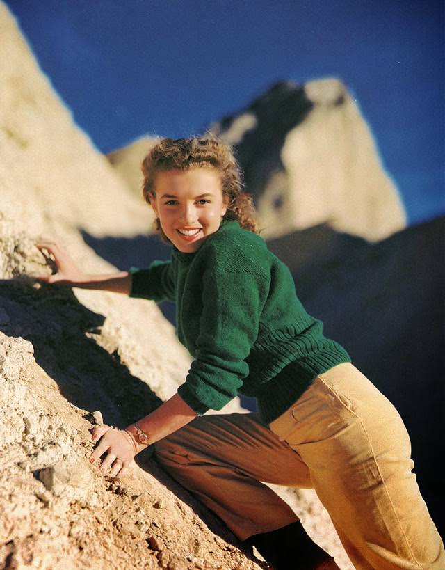 Before Marilyn Monroe Existed: Andre De Dienes And The Intimate 1945 Photographs Of Norma Jeane
