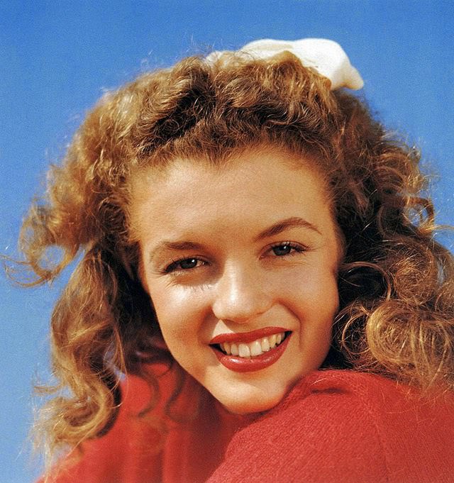 Before Marilyn Monroe Existed: Andre De Dienes And The Intimate 1945 Photographs Of Norma Jeane