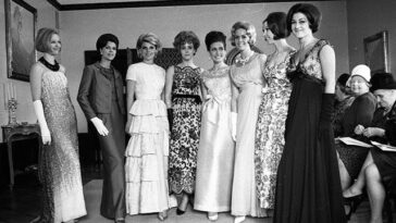 Us Embassy Fashion Show 1960S