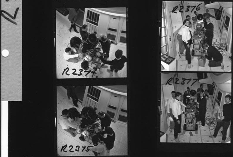Despite Hundreds Of People Working Behind The Scenes, Only 27 Crew Members Were Credited At The End Of The Film.