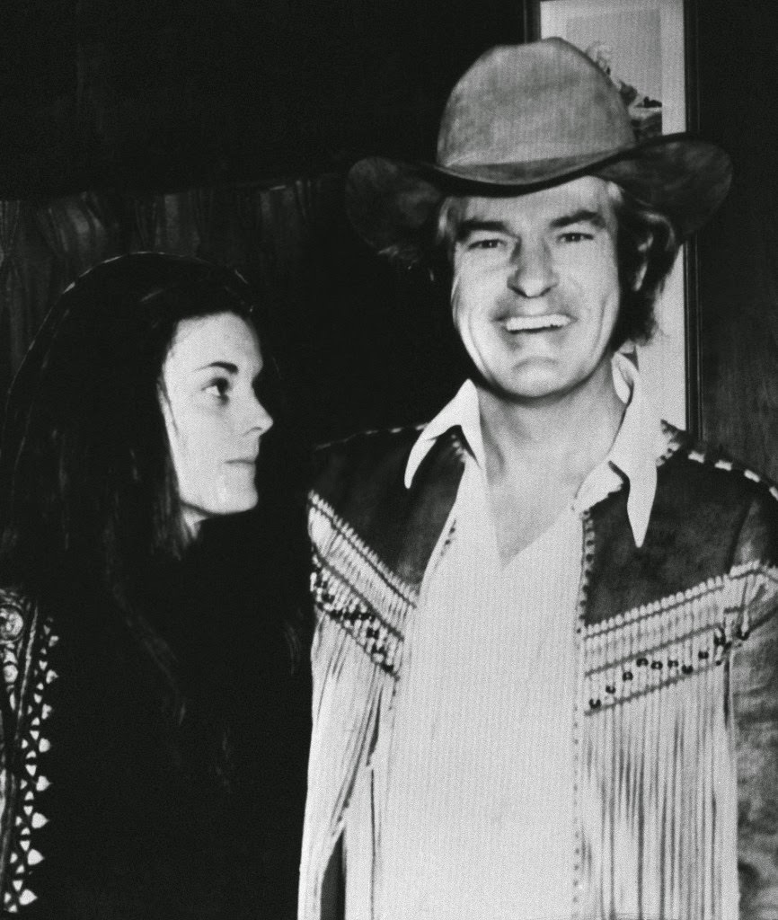 Dr. Timothy Leary, 49, Former Harvard Instructor And Exponent Of Using Marijuana And Lsd, Is With His Wife, Rosemary, 33, As They Arrived For Leary'’S Trial In Laredo, Texas, Jan. 20, 1970.