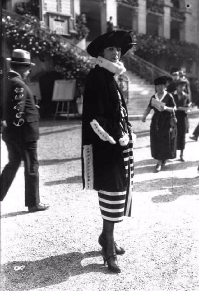 Dressed To Be Seen: Haute Couture At Longchamp In The Early 1900S