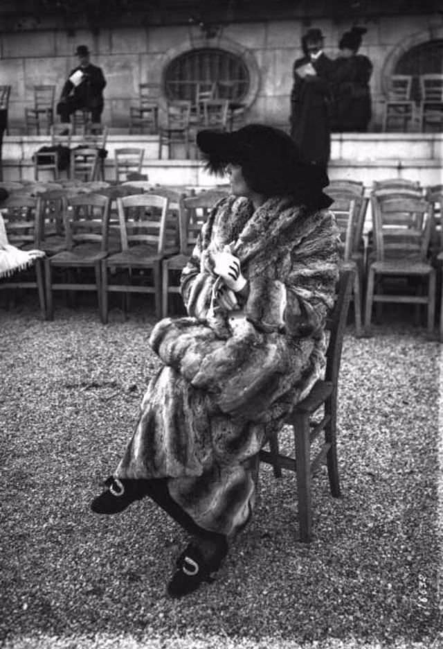 Dressed To Be Seen: Haute Couture At Longchamp In The Early 1900S