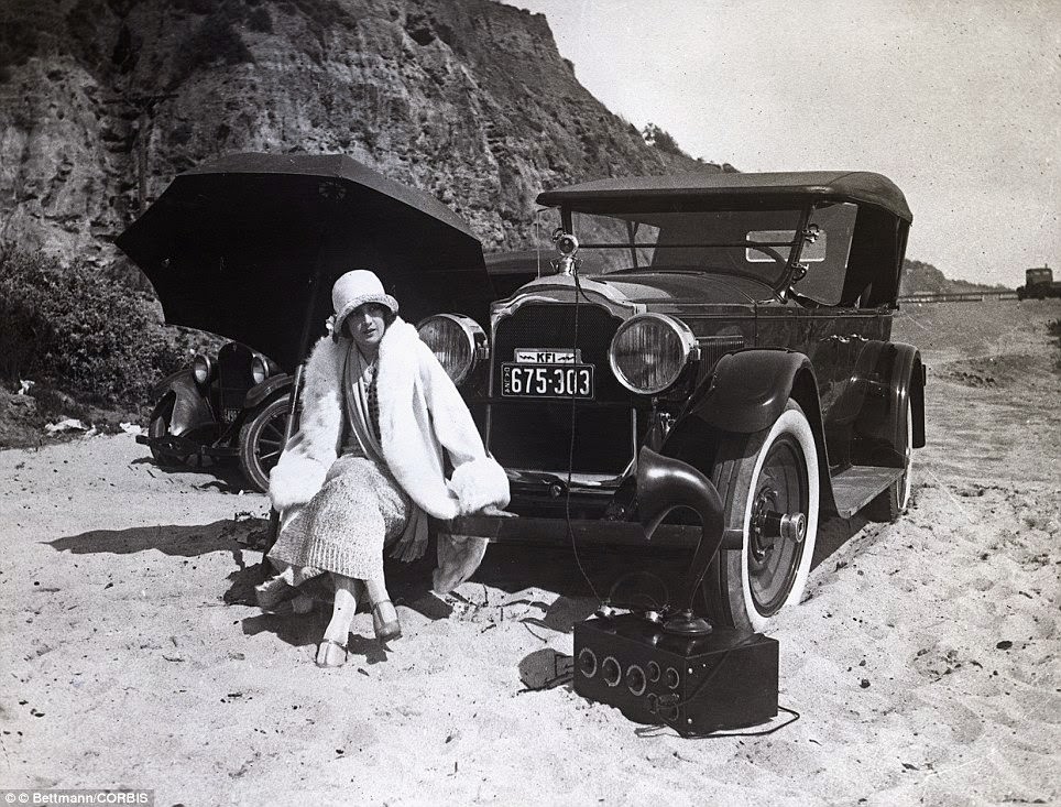 Estelle Taylor Listens To The Radio At A Beach Near Hollywood In 1924.