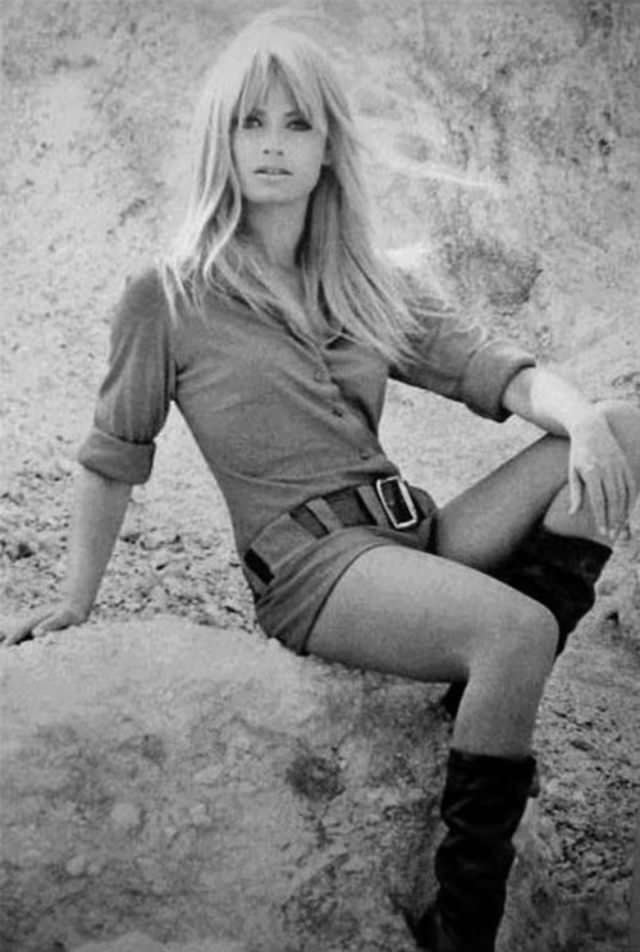 Hotpants: The Bold And Daring Fashion Trend That Defined The 1960S And 1970S
