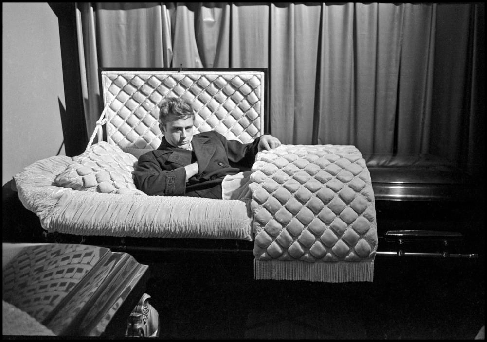 Rare Photos Of James Dean With A Coffin In 1955, Seven Months Before He Died