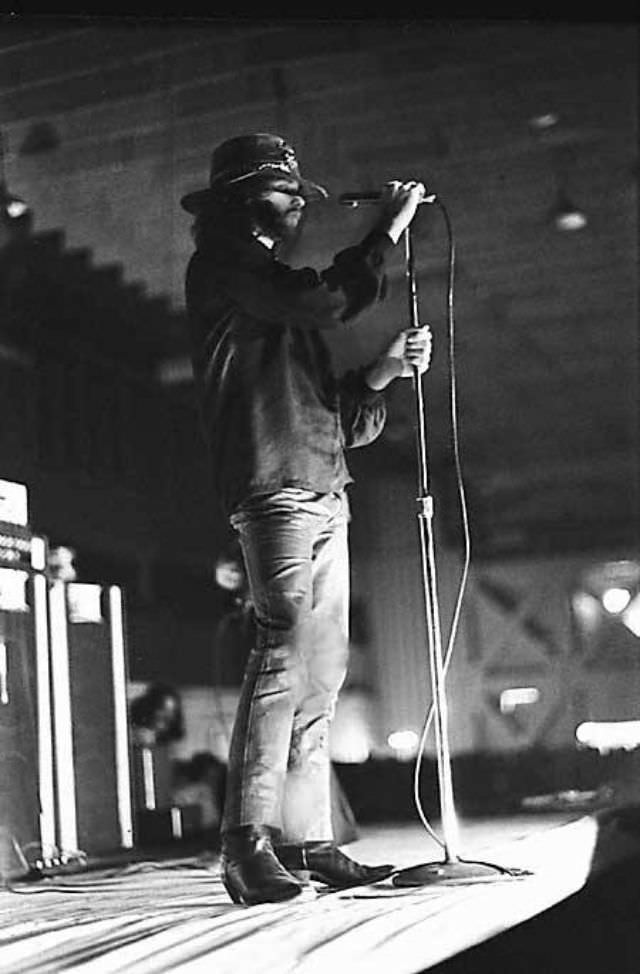 What Really Happened During Jim Morrison’s 1969 Indecent Exposure Scandal In The Miami Incident