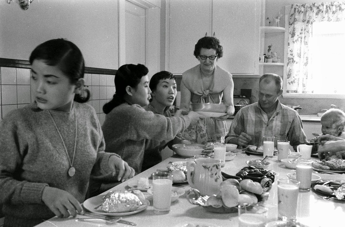 Kim Sisters With Their Manager'S Family, Illinois, 1960.