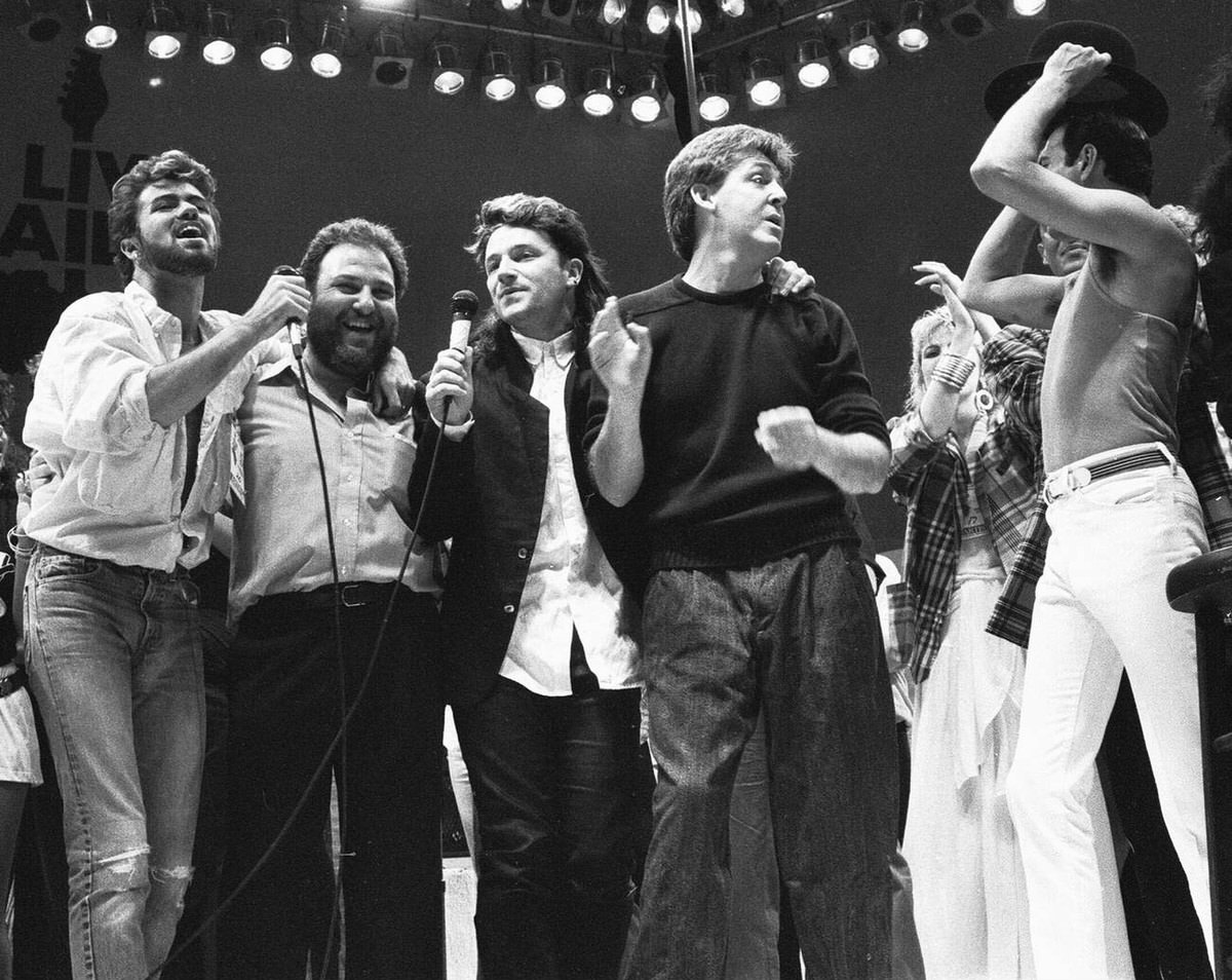 George Michael, Harvey Goldsmith, Bono, Paul Mccartney, And Freddie Mercury During The Live Aid Finale, 1985