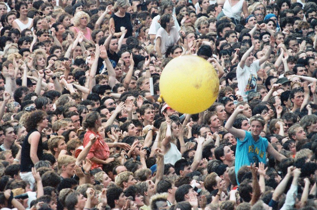 Crowd Of 72,000 People At The Live Aid Concert At Wembley Stadium, 1985