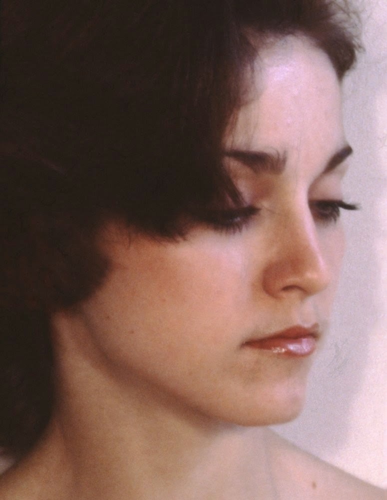 When 19-Year-Old Madonna Posed Nude For 10$ An Hour: The 1977 Photoshoots Nobody Saw