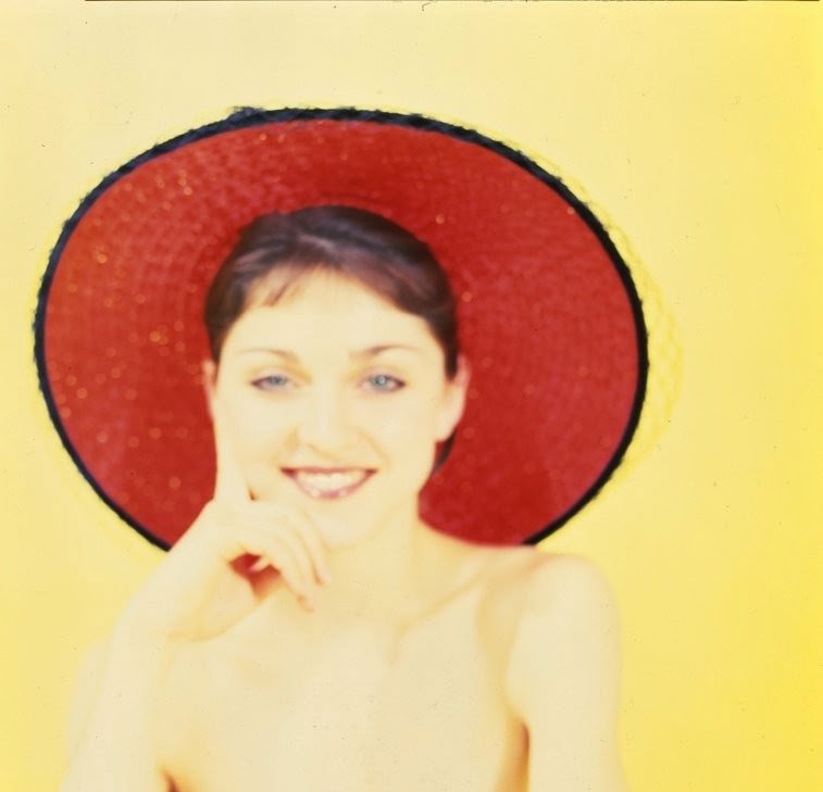 When 19-Year-Old Madonna Posed Nude For 10$ An Hour: The 1977 Photoshoots Nobody Saw