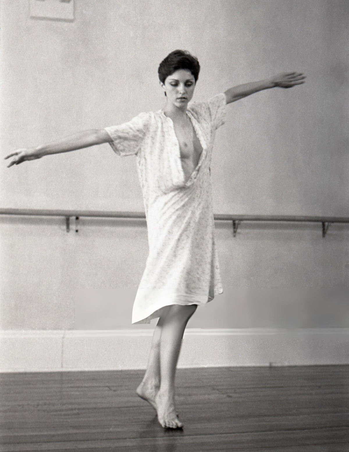 Madonna Poses Nude For The First Time In Her Career, At The Art Worlds Institute Of Creative Arts, Circa 1977 In Ann Arbor, Mi.