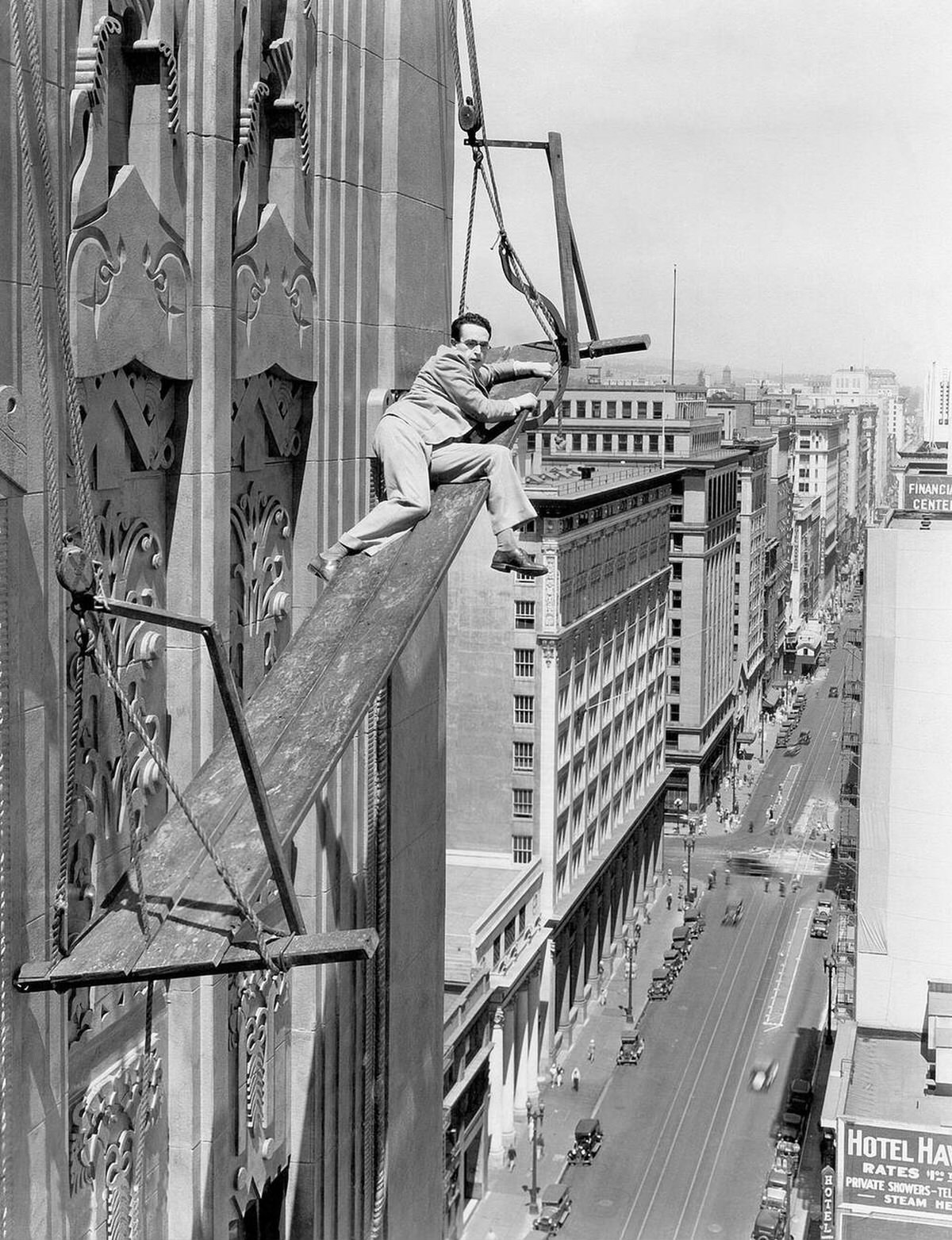 Harold Lloyd In Safety Last!, 1923