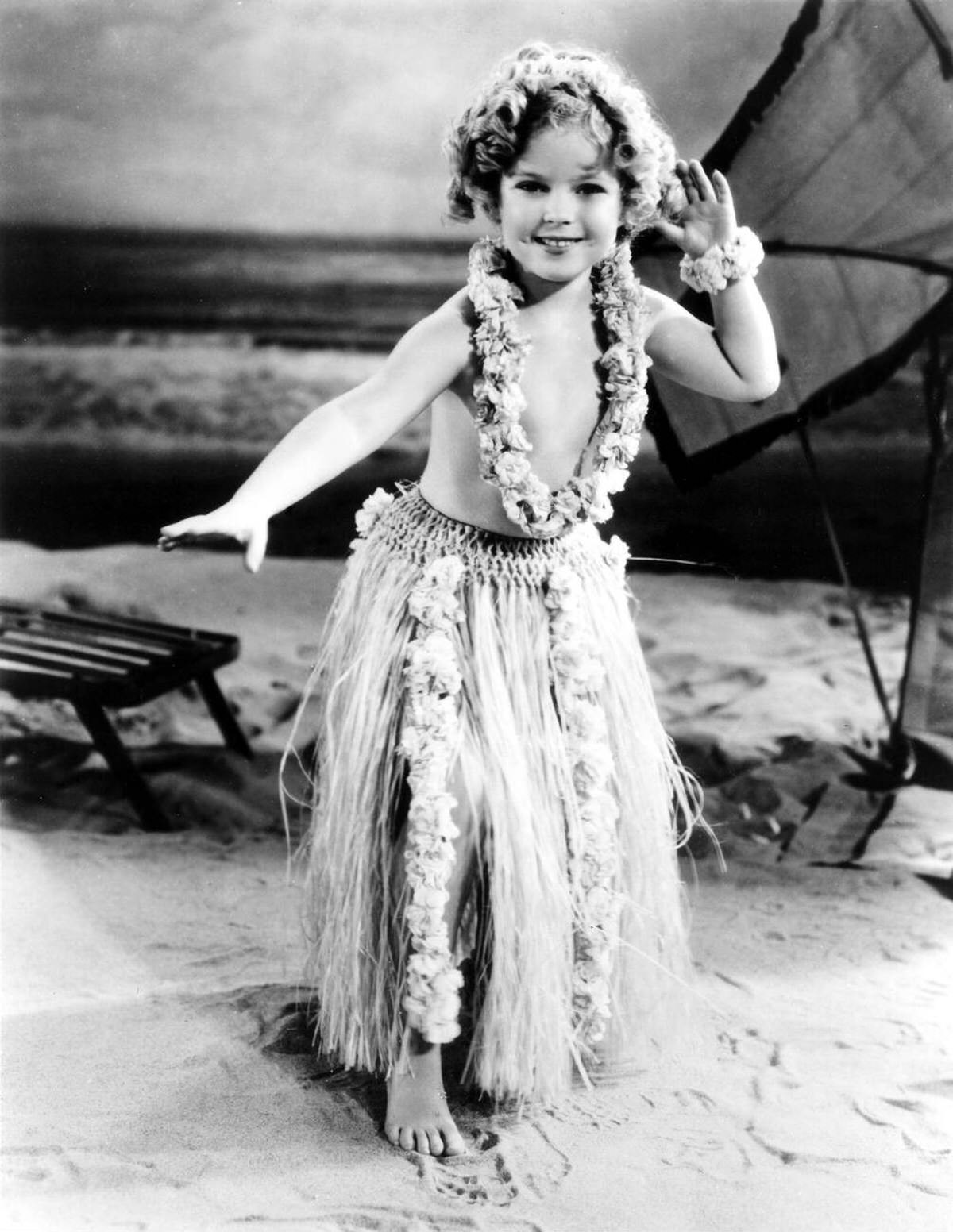 Shirley Temple Performing A Hawaiian Dance, 1936