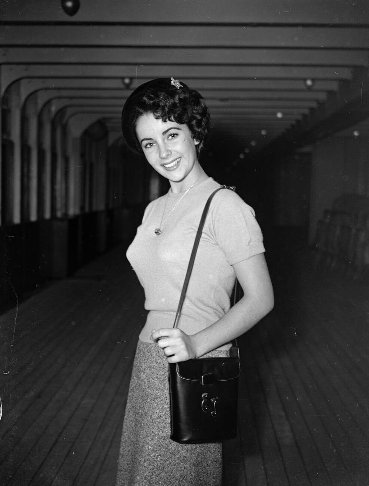Elizabeth Taylor Arriving At Southampton Aboard The Queen Elizabeth, 1948