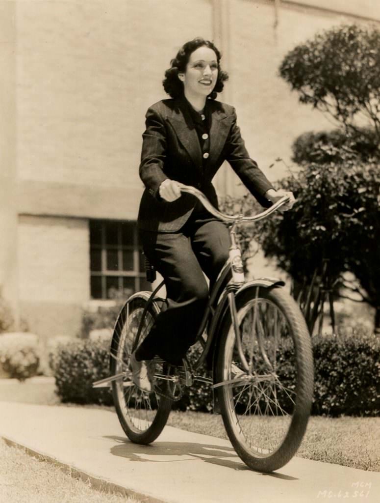 Priscilla Lawson Rides A Bike.